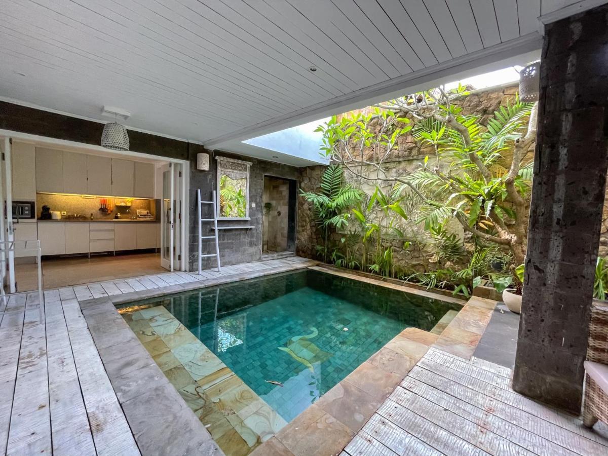 Beach House Canggu - 150M Berawa Beach Exterior foto